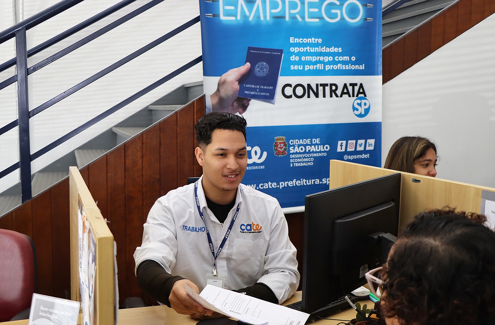 Cate abre a semana com mais de 4.400 vagas de emprego e salários de até R$ 4 mil